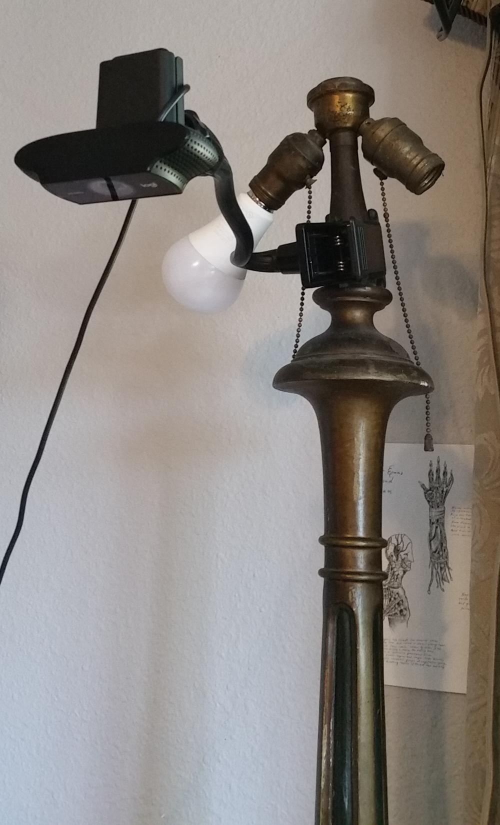 Without a tripod, Owen used a gooseneck mount for the 1080p webcam and clamped it to a sturdy floor lamp, keeping it reasonably stable. The images were animated in iStopMotion (for Mac/iOS by Boinx Software). 