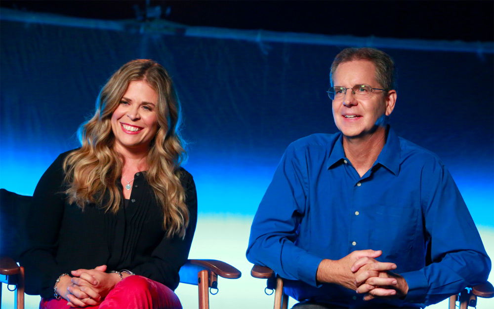 Directors Jennifer Lee (left) and Chris Buck